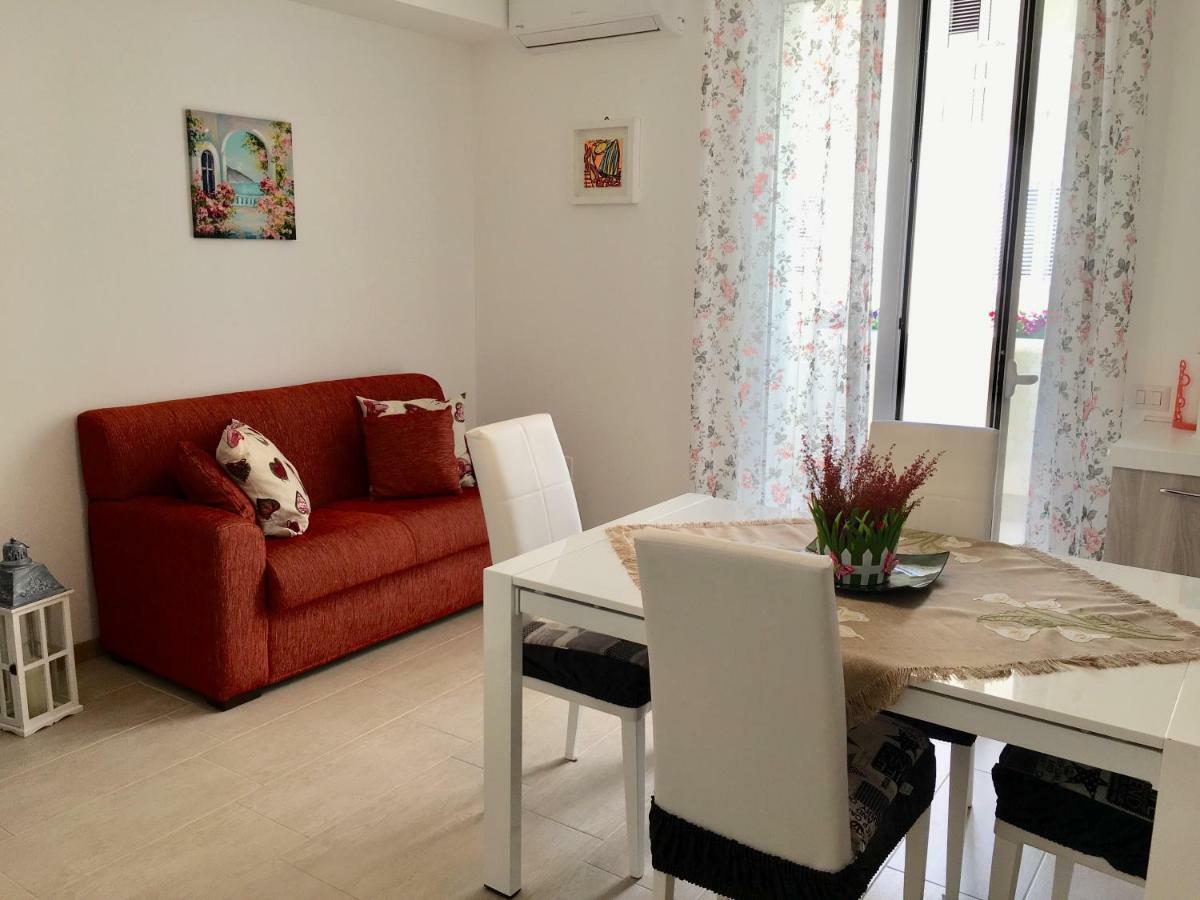 La Casa Di Nancy Al Mare Apartment Balestrate Bagian luar foto